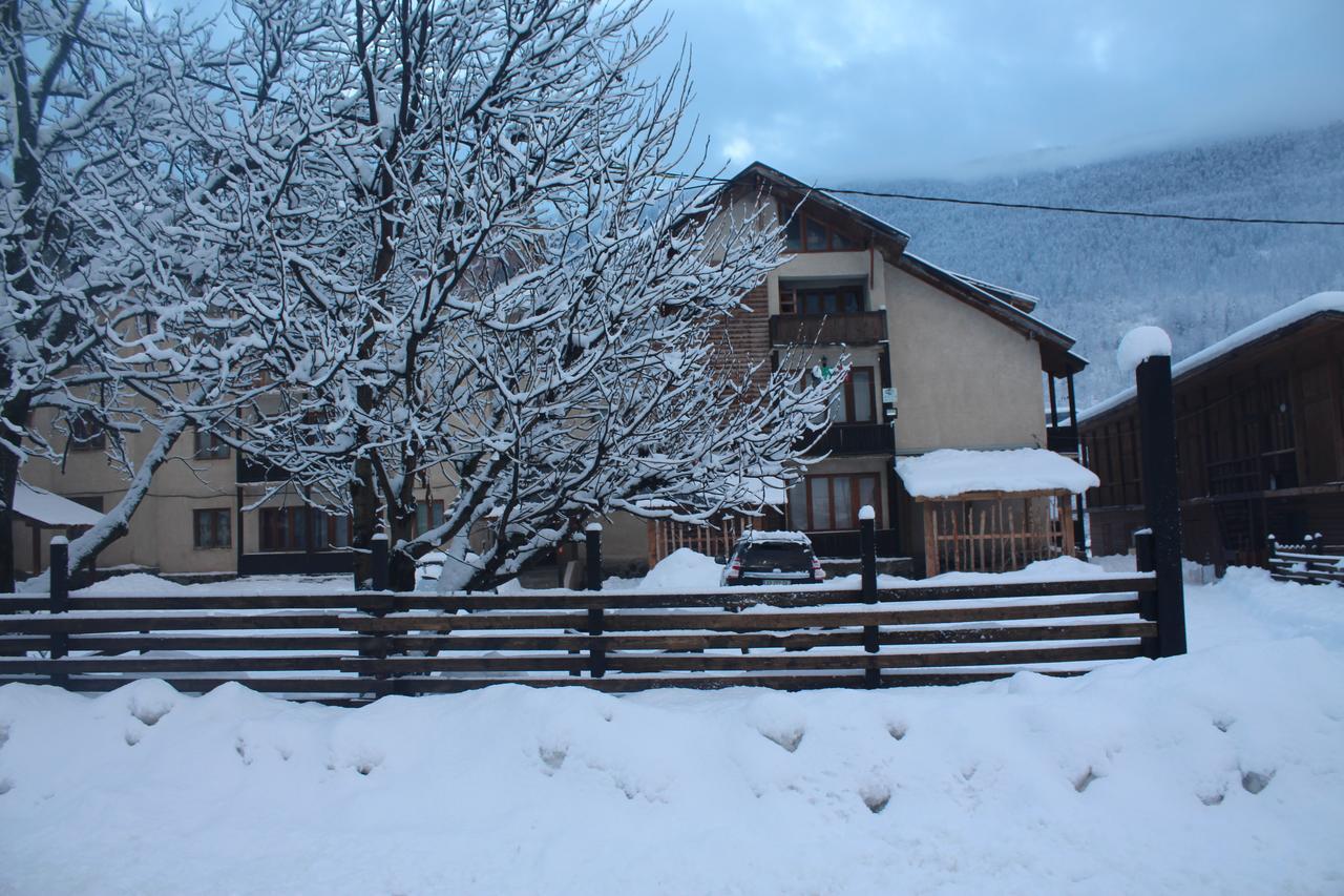 Salome Guest House Mestia Exteriér fotografie