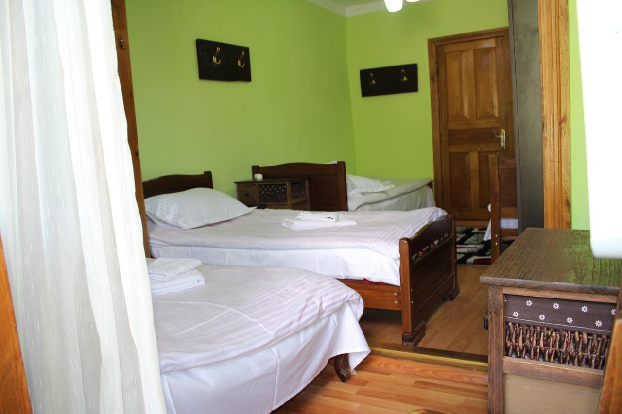 Salome Guest House Mestia Exteriér fotografie