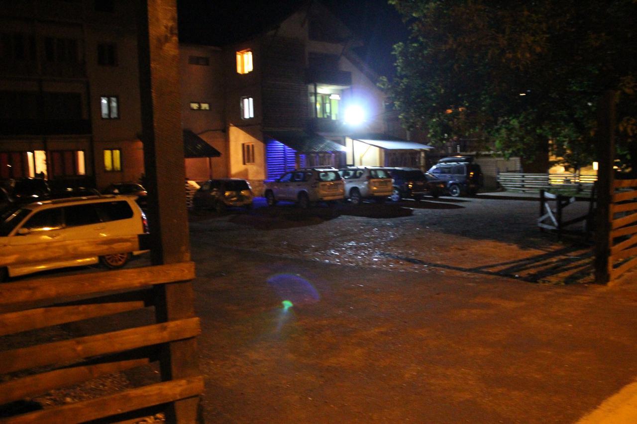 Salome Guest House Mestia Exteriér fotografie